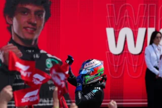Antonelli supera Hamilton e vence sprint no GP da Grã-Bretanha