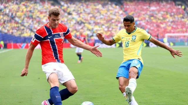 Brasil e Noruega empatam sem gols no intervalo das oitavas