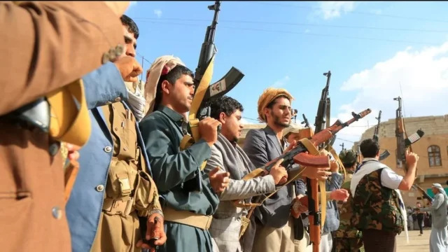 Houthis alertam sobre ataques a aeroportos na Arábia Saudita