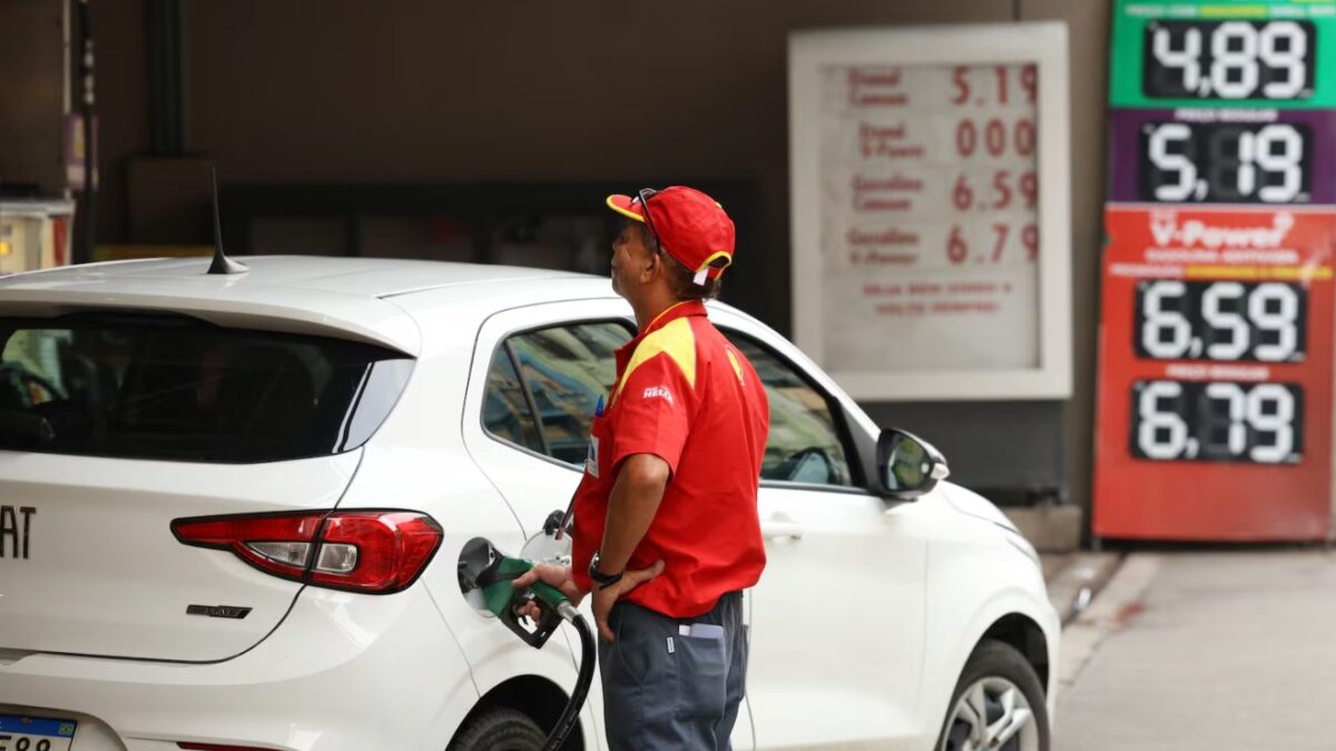 Paranapetro alerta para riscos do aumento do etanol na gasolina
