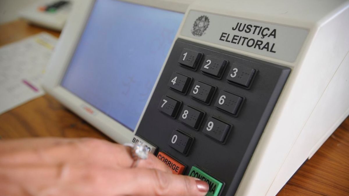 Tempo de propaganda eleitoral para candidatos no Paraná