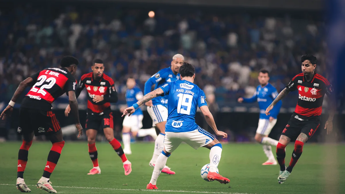 Cruzeiro tem vantagem sobre Flamengo em mata-mata
