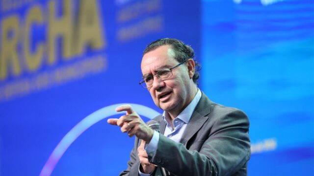 Augusto Cury cresce como opção eleitoral para terceira via