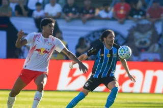 Bragantino vence Grêmio com gol no final
