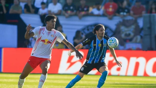 Bragantino vence Grêmio com gol no final