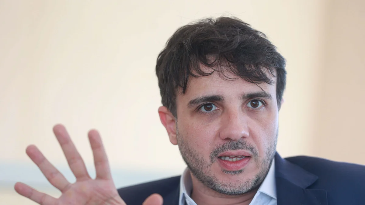 Renan diz que problema no sistema atrasou julgamento de sua candidatura