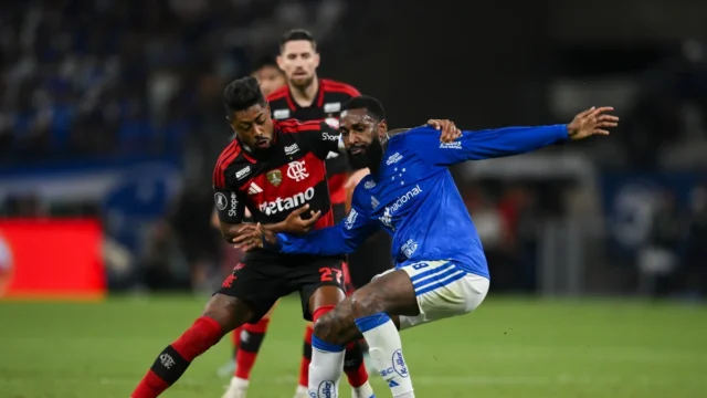 Cruzeiro divulga time titular para jogo contra Flamengo