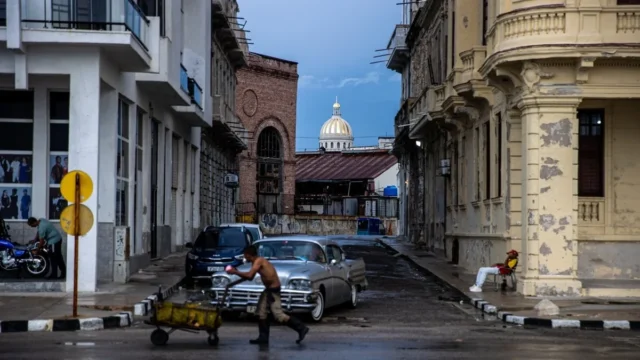 Cuba aposta em energia solar com ajuda da China