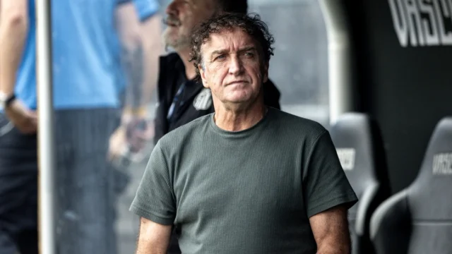 Cuca assume culpa pela derrota e fala sobre ausência de Neymar