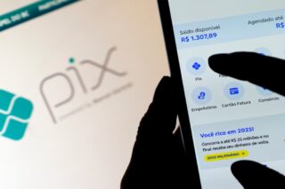 Pix apresenta falha e recebe mais de 10 mil reclamações no domingo