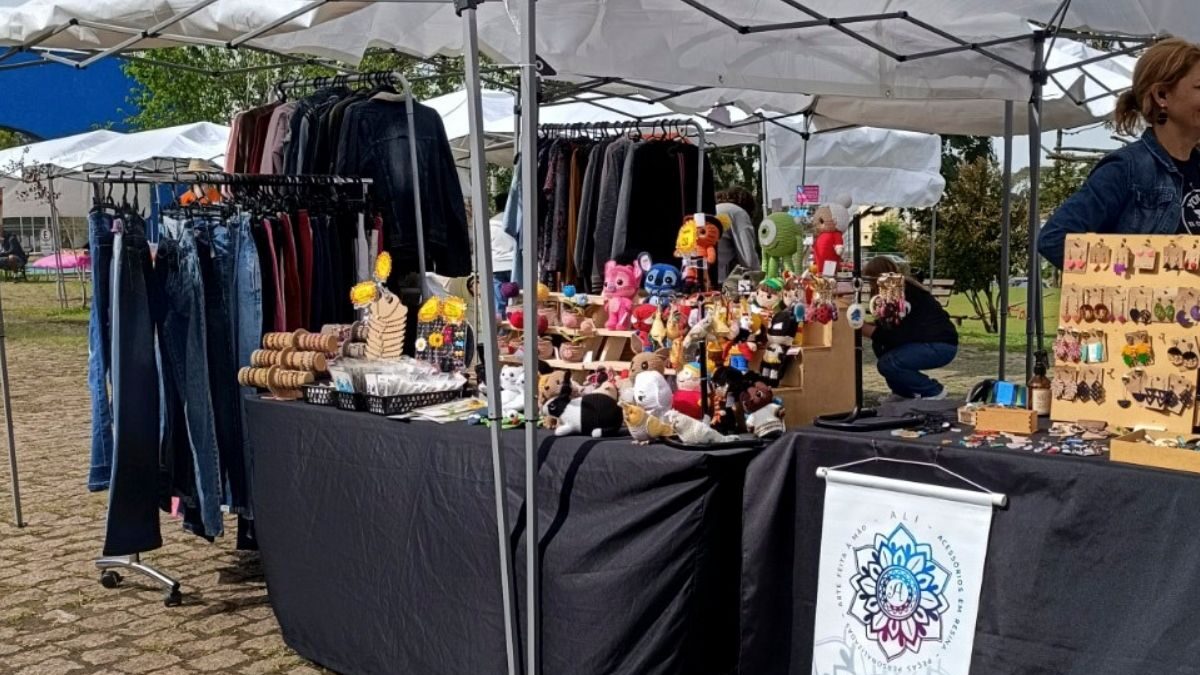Feira reúne 30 empreendimentos em Curitiba com artesanato e gastronomia