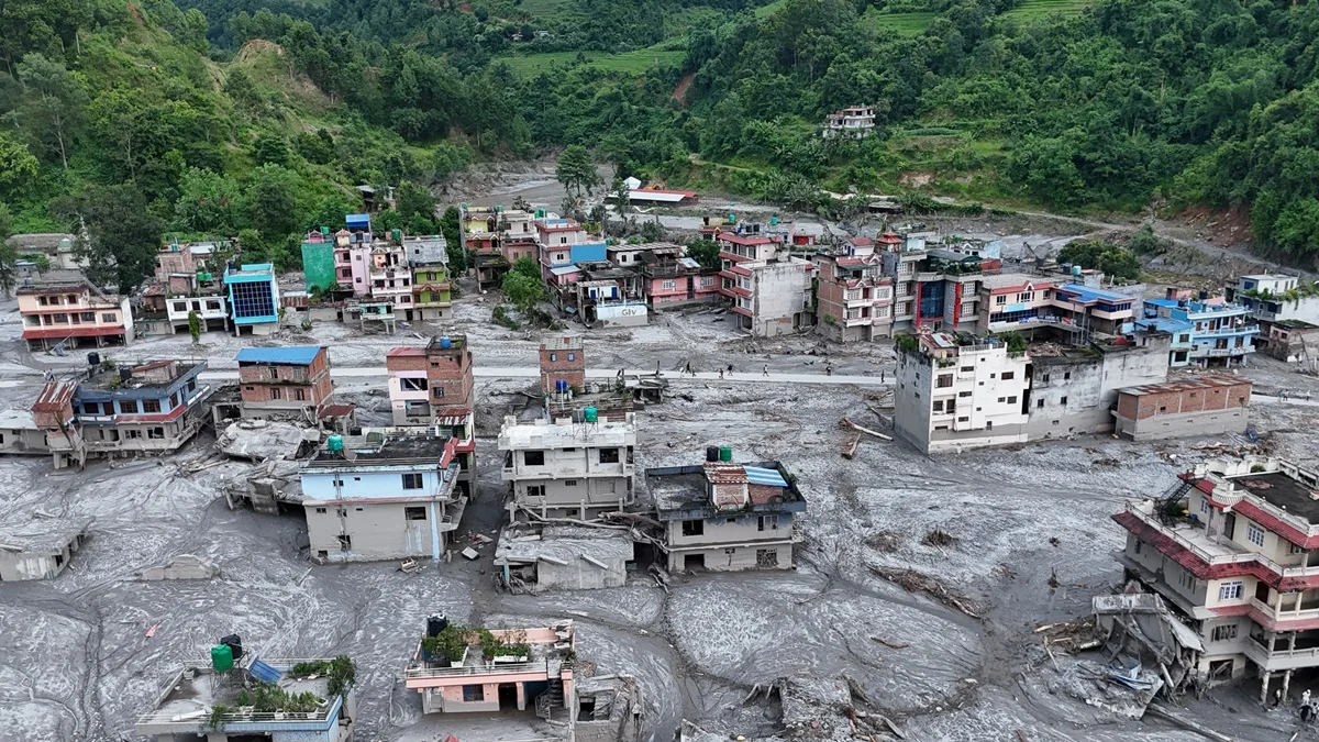 Nepal enfrenta buscas intensas após desastre com milhares desaparecidos