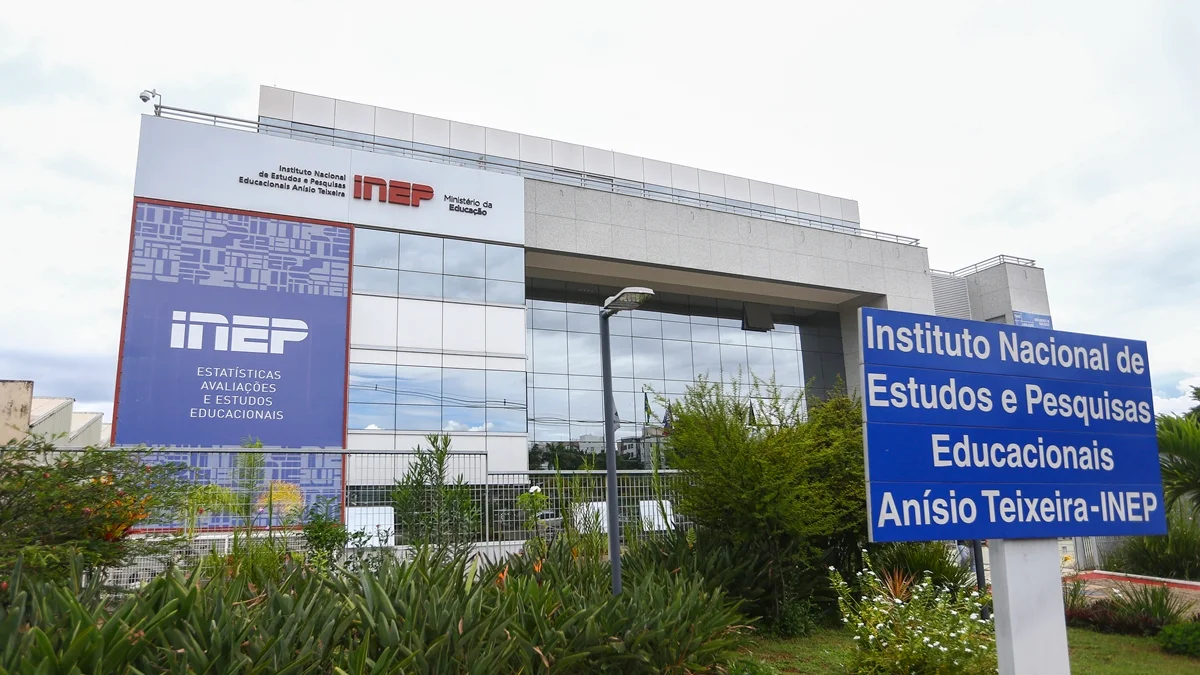 Inep publica novo edital do Enamed 2026 com datas atualizadas