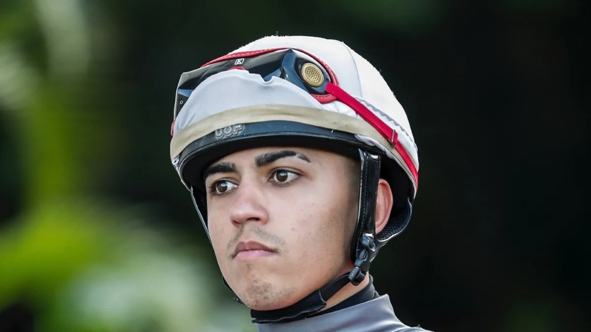 Jóquei Leandro Henrique está em estado grave após queda do cavalo