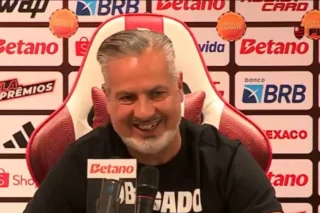Flamengo questiona gastos do Vasco em agência de futebol