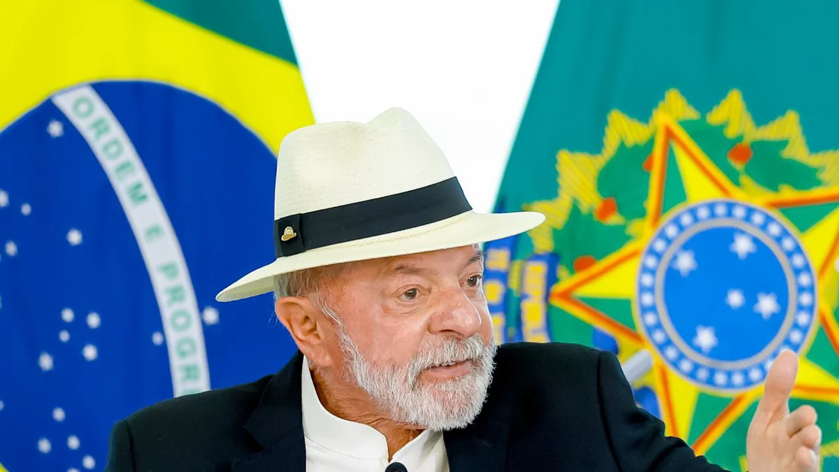Lula afirma que Lulinha deve esclarecer investigações na Polícia Federal
