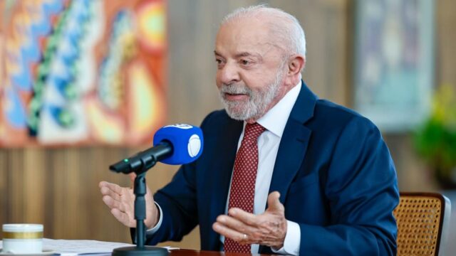 Lula afirma que respeita investigações sobre Lulinha e Marcola
