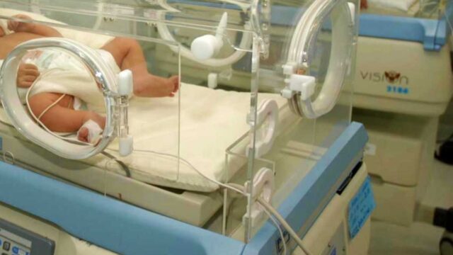 Médica denunciada após morte de seis crianças em UTI de hospital em Curitiba
