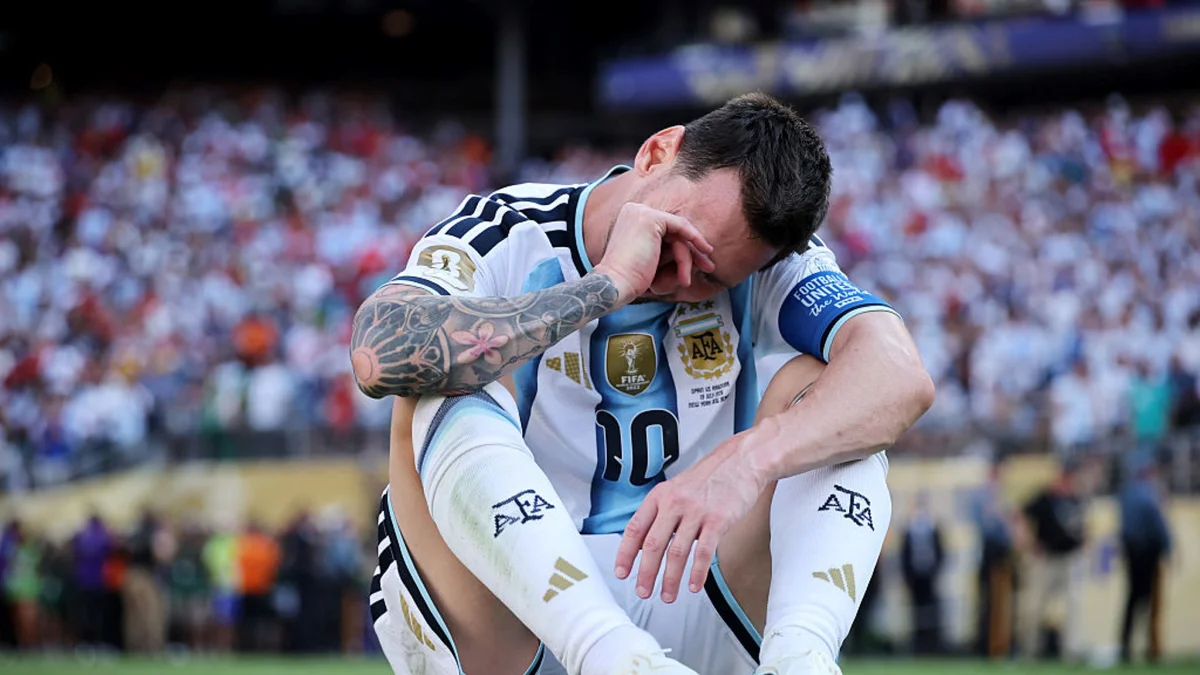 Messi encerra carreira na seleção argentina