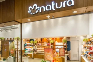 Natura troca CEO e presidente do conselho