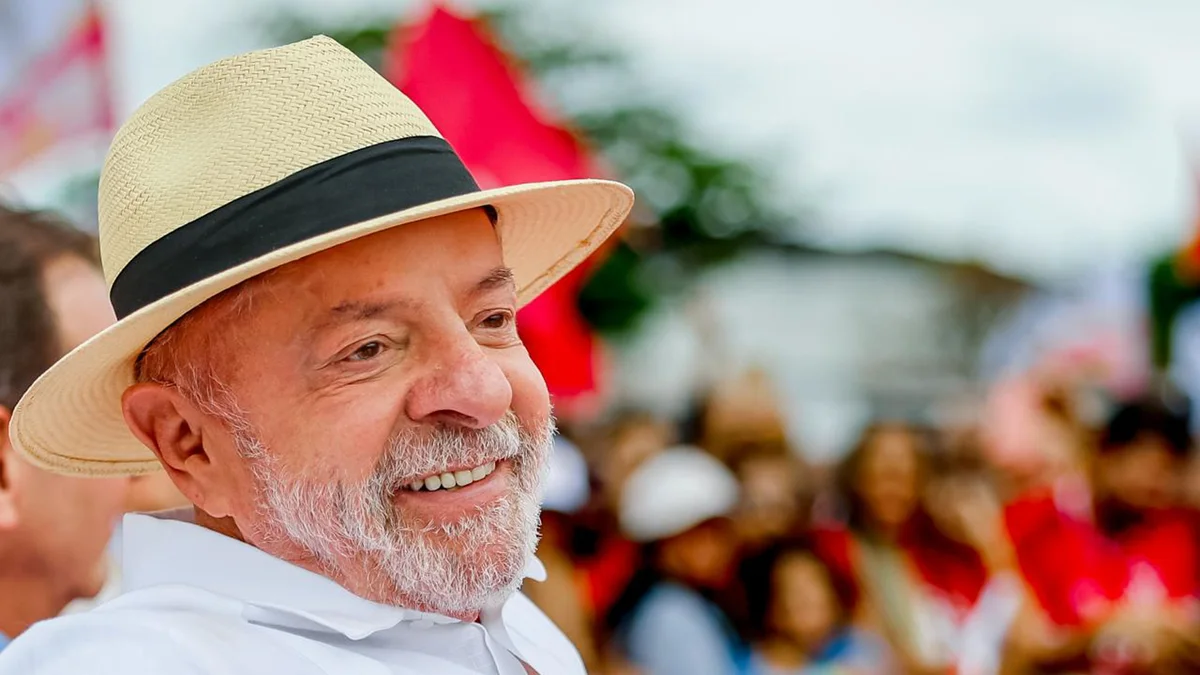 Lula grava vídeos de campanha no Lago Sul neste domingo