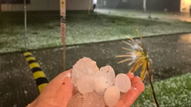 Granizo danifica 700 casas em Florianópolis