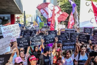 Pressão em atos pelo PL da Misoginia neste domingo