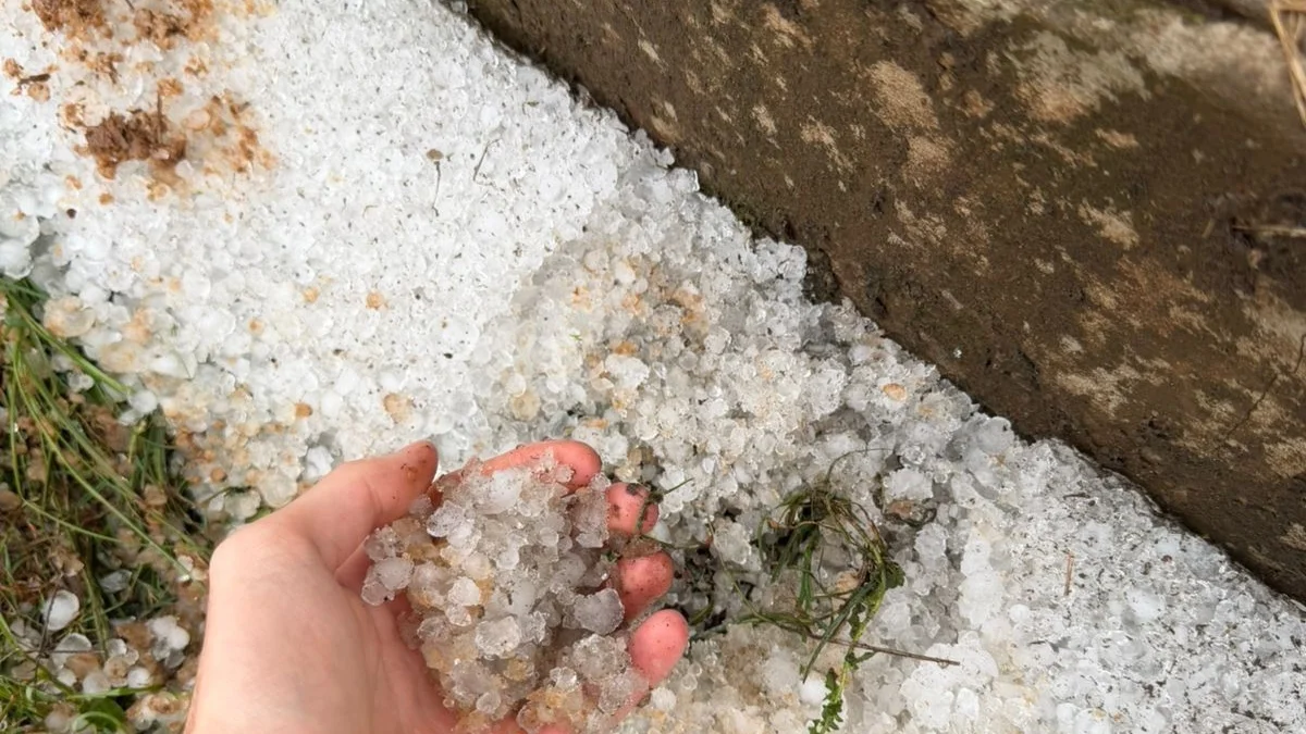 Granizo causa estragos em mais de 3 mil casas em Santa Catarina