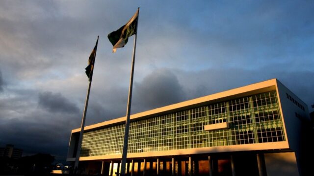 Intenções de voto para o governo do Paraná nas eleições de 2026