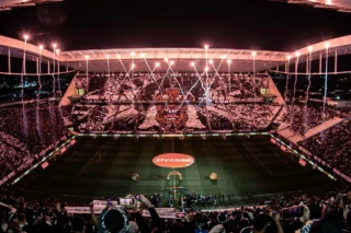 Corinthians amplia público para duelo contra Estudiantes