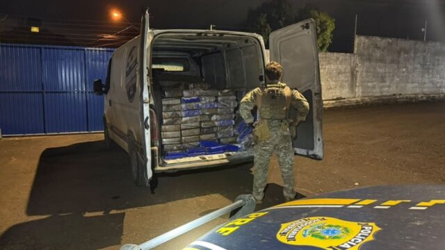 Motorista é preso com 350 kg de maconha em van em Cascavel