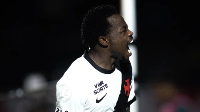 Vasco garante vaga na semifinal da Copa do Brasil