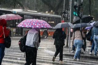 Ministra do Reino Unido pede que população se prepare para El Niño