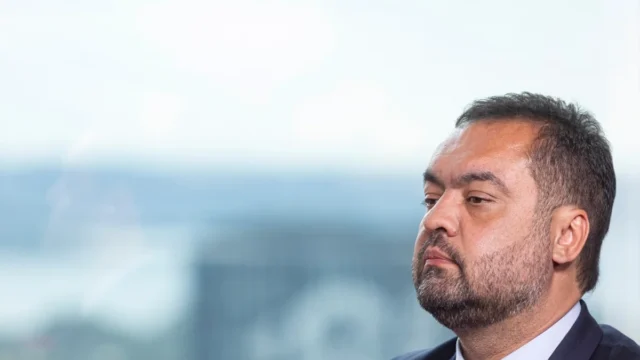 Castro confirma conversa com Mendonça sobre Cabral e nega influência