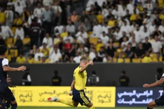 Cristiano Ronaldo se aproxima do gol 1000 pelo Al-Nassr