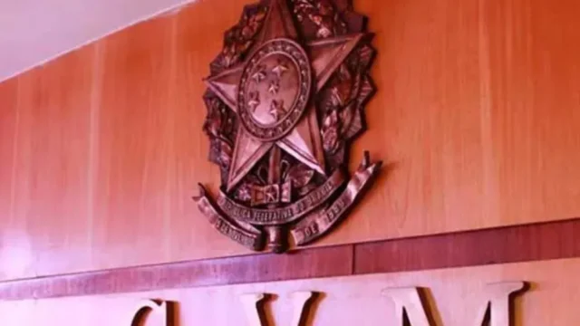 CVM pune Daniel Vorcaro por fraude no Banco Master