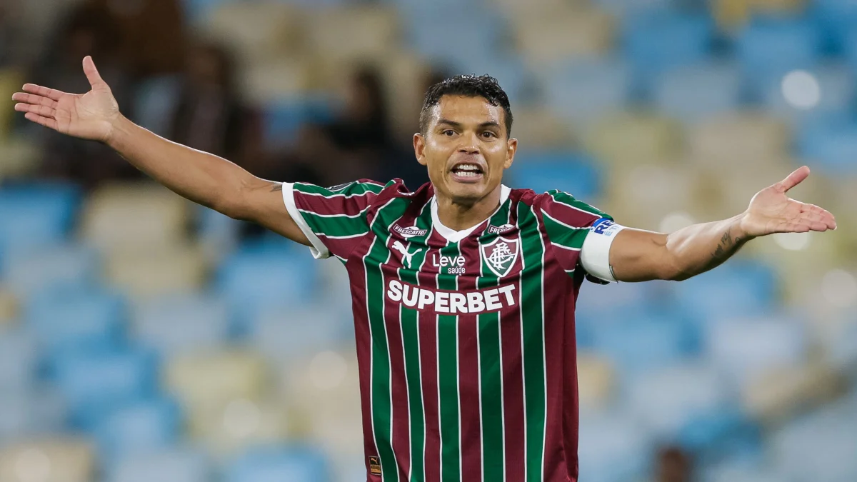 Thiago Silva critica renovação rápida na Seleção Brasileira