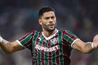 Fluminense critica arbitragem em clássico carioca: ‘Virou o centro das atenções’