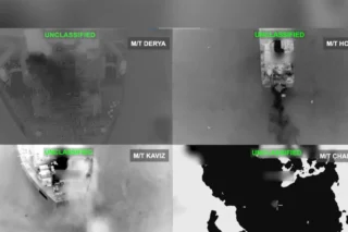 EUA destroem cinco petroleiros iranianos após ataque a navio de guerra