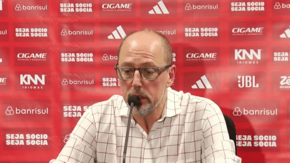 Presidente do Internacional pede desculpas após eliminação na Copa do Brasil