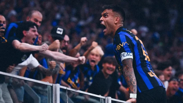 Inter de Milão vira no fim e vence Napoli