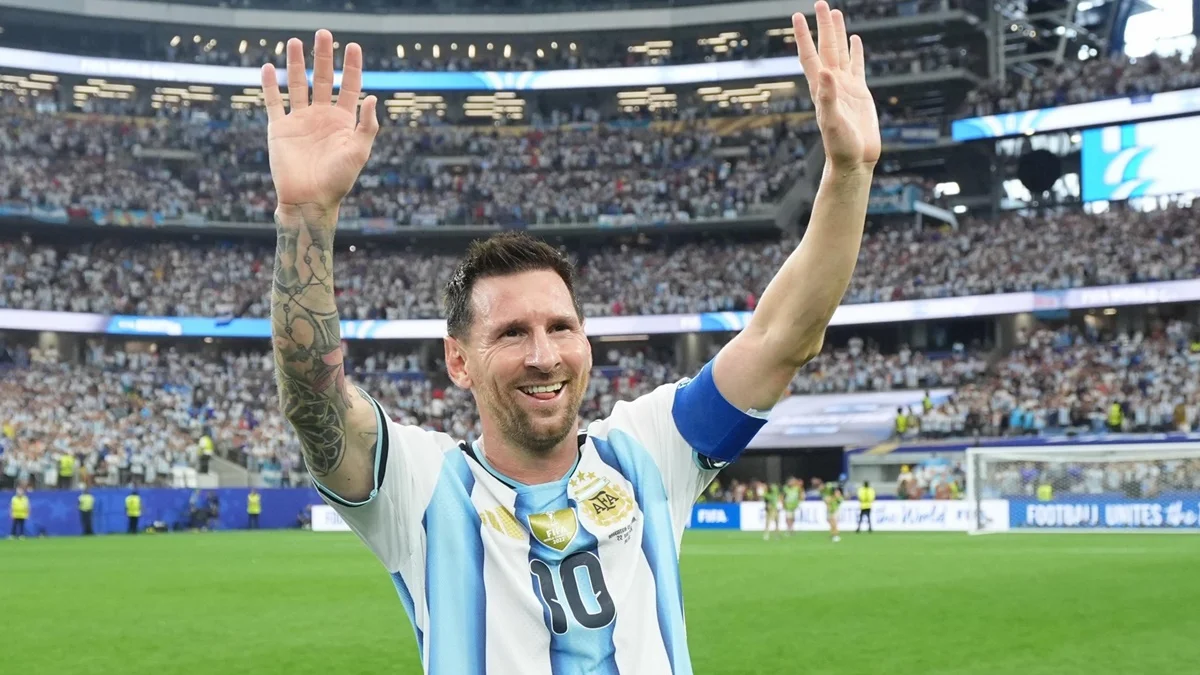 Messi avança na compra do Eldense, clube da segunda divisão da Espanha