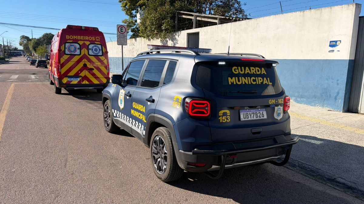 Mulher pede ajuda após invasão e agressão em São José dos Pinhais