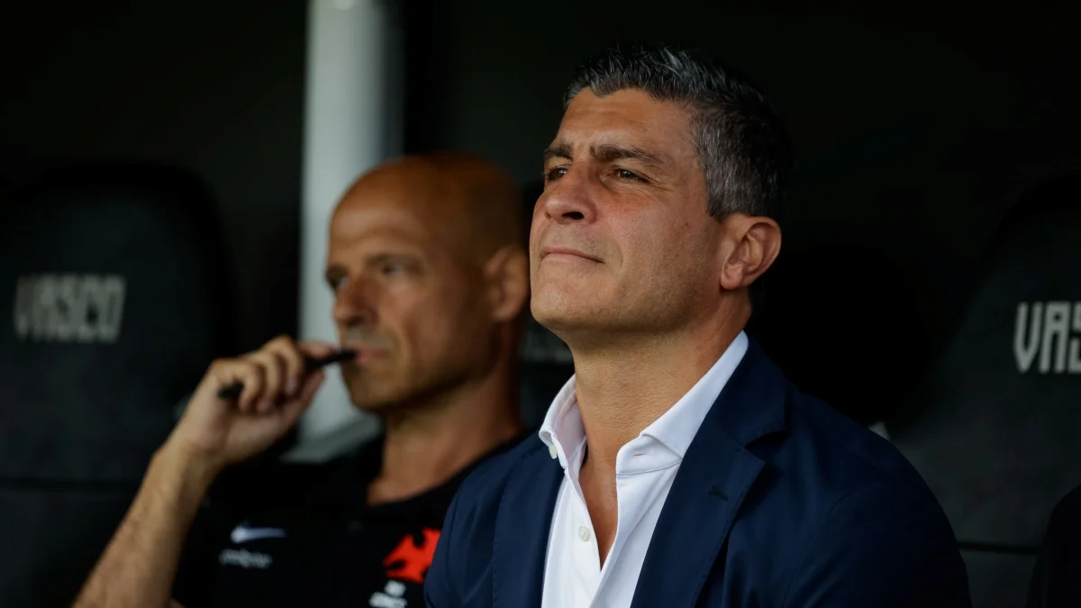 Pedro Emanuel comenta derrota do Vasco para o Fluminense