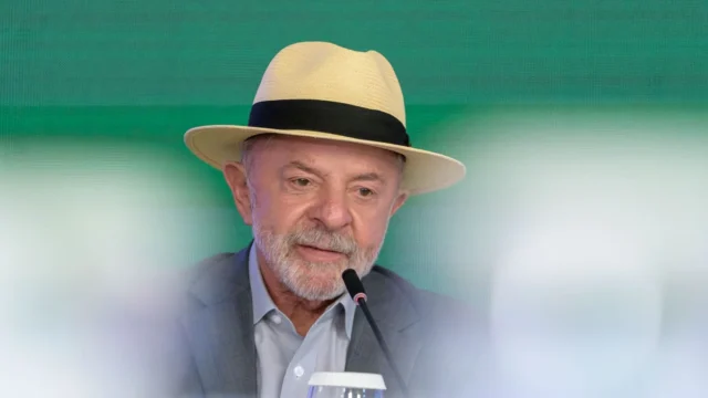 Governo anuncia fim da espera na fila do INSS antes das eleições