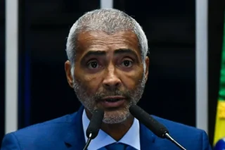 Romário tem a imagem mais negativa entre líderes políticos no Rio