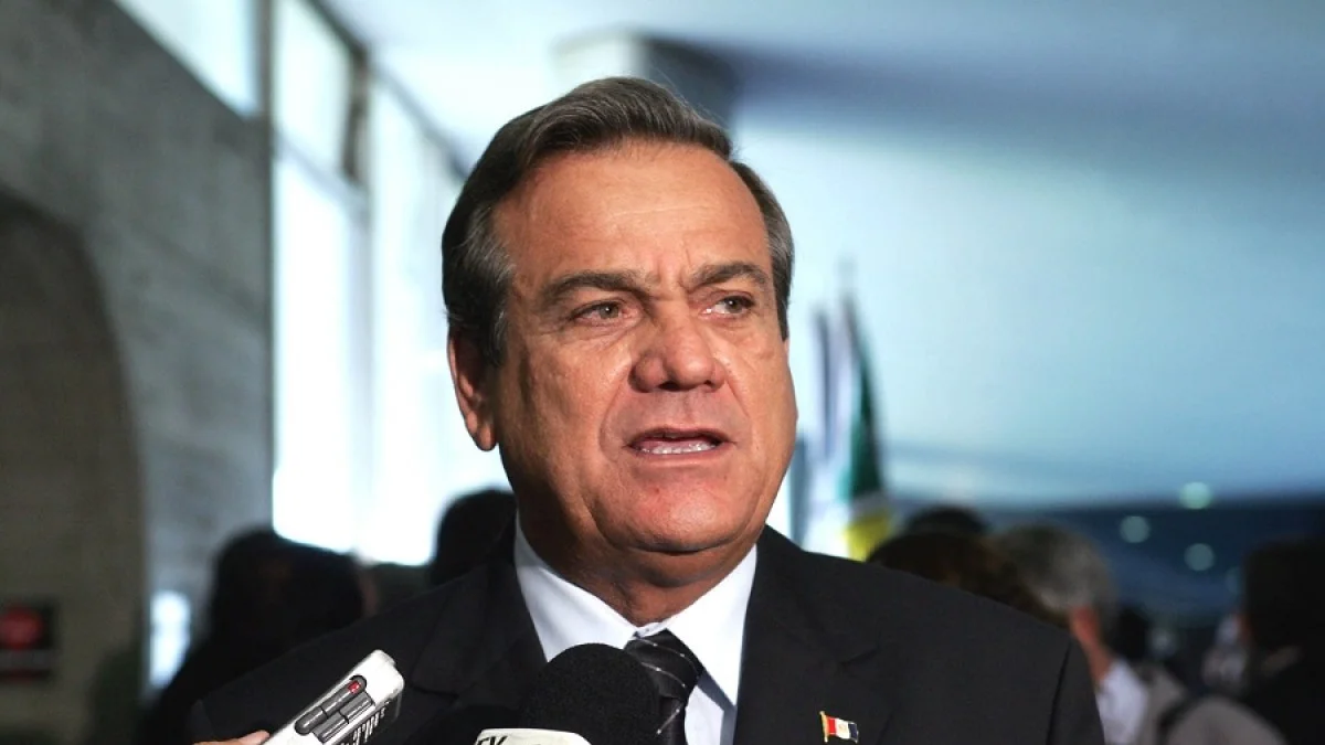 Lessa deixa 2ª suplência para assumir nova posição na chapa ao Senado