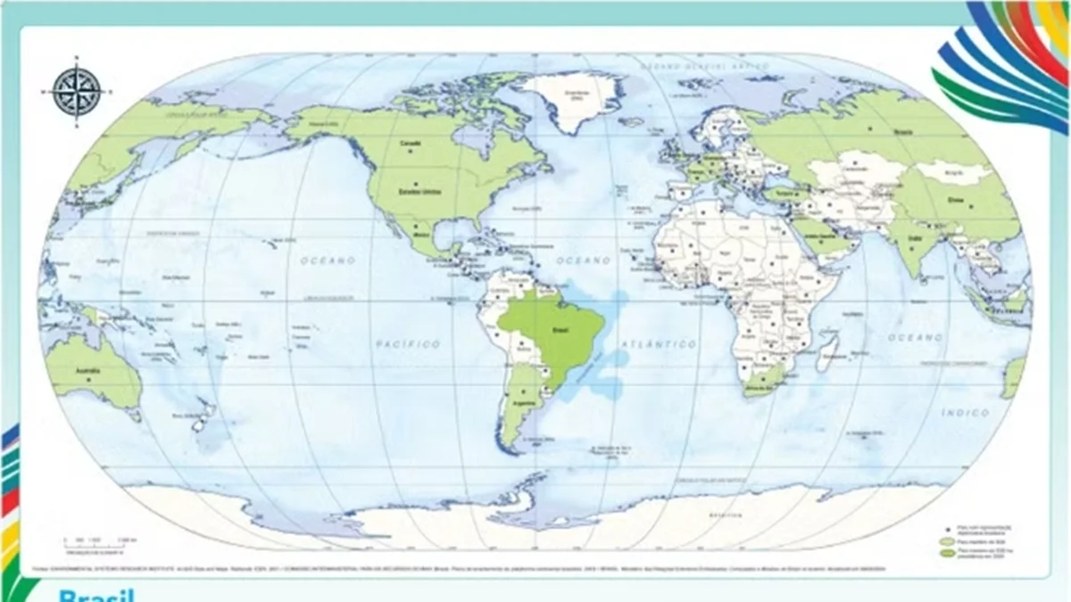IBGE disponibiliza mapas com Brasil no centro do mundo