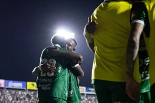 Uberlândia vence ASA fora e abre vantagem na final da Série D