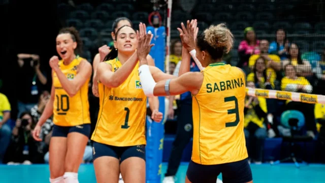 Brasil vence Venezuela e inicia Sul-Americano de Vôlei com vitória
